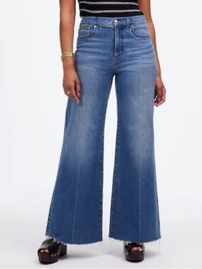 Madewell Curvy Flared Wide-Leg Jeans